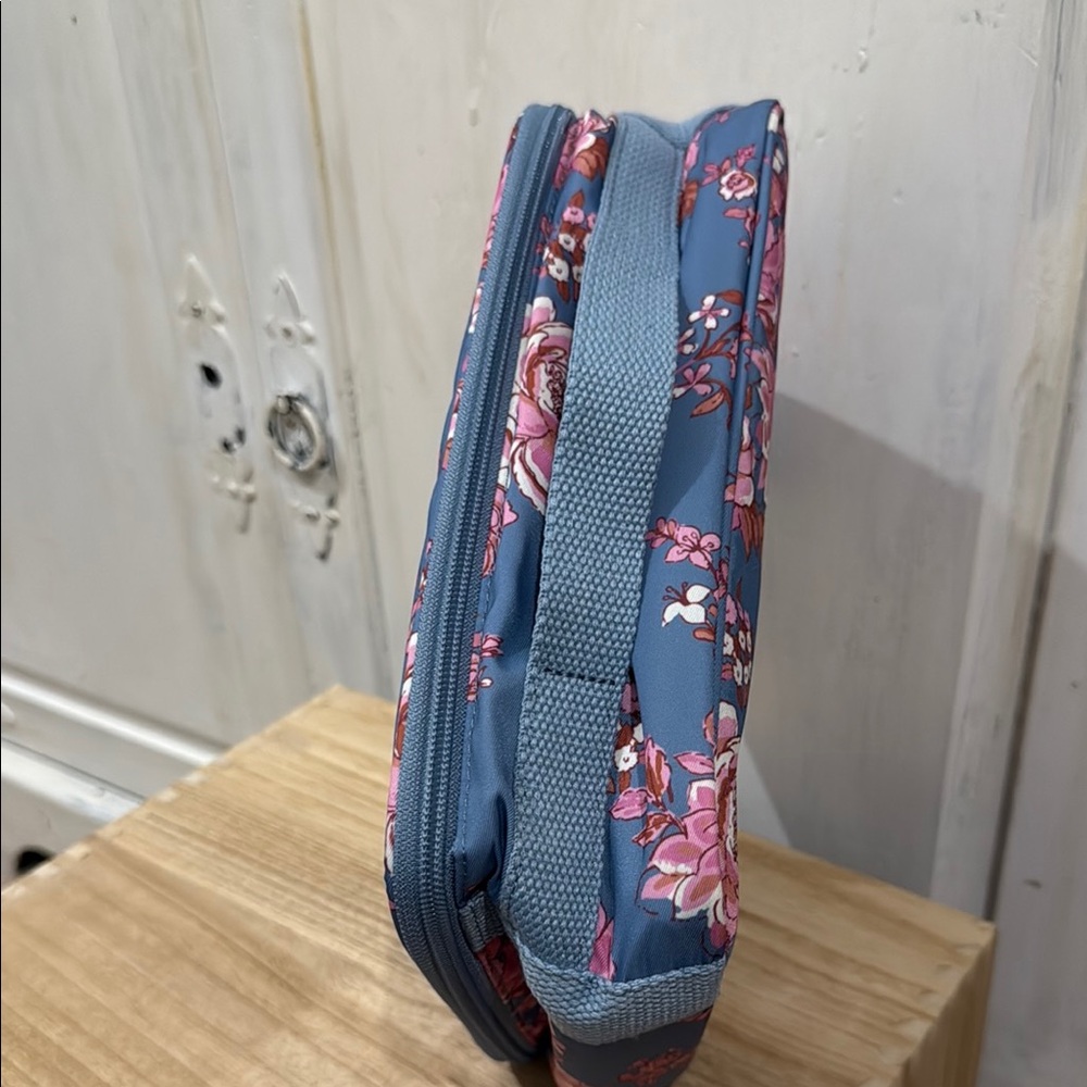 Matilda Jane Floral Blue and Pink lunchbox - Picture 2 of 8